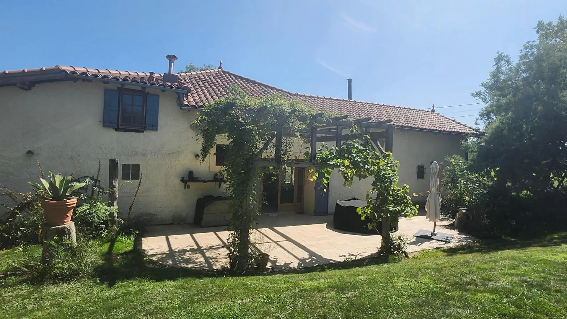 Ferme Equerre 12 Personnes Avec Piscine Vila Viozan 0*,  França
